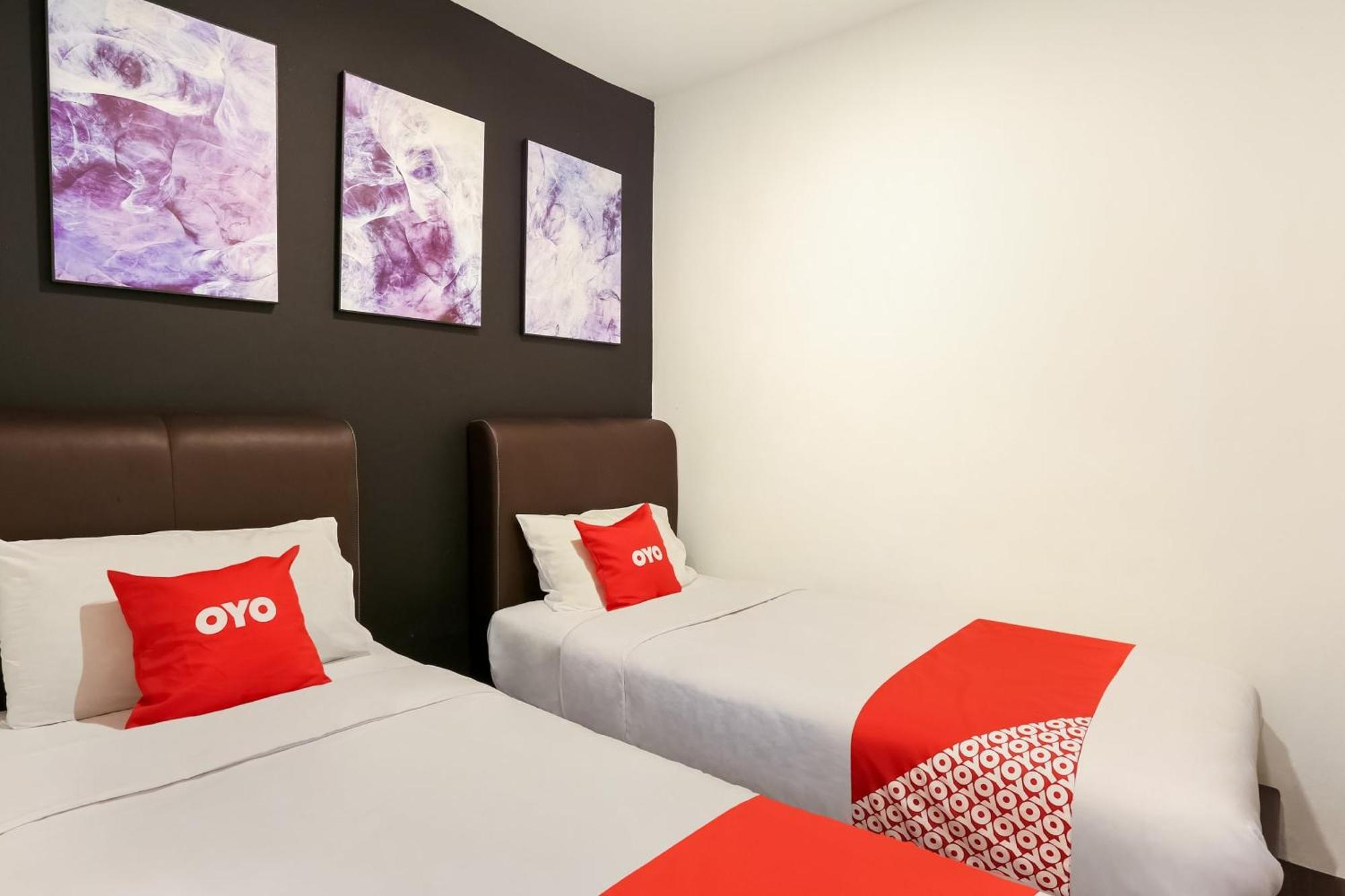 Oyo 90460 Hotel Kl2F Rest & Go Шах Алам Екстериор снимка