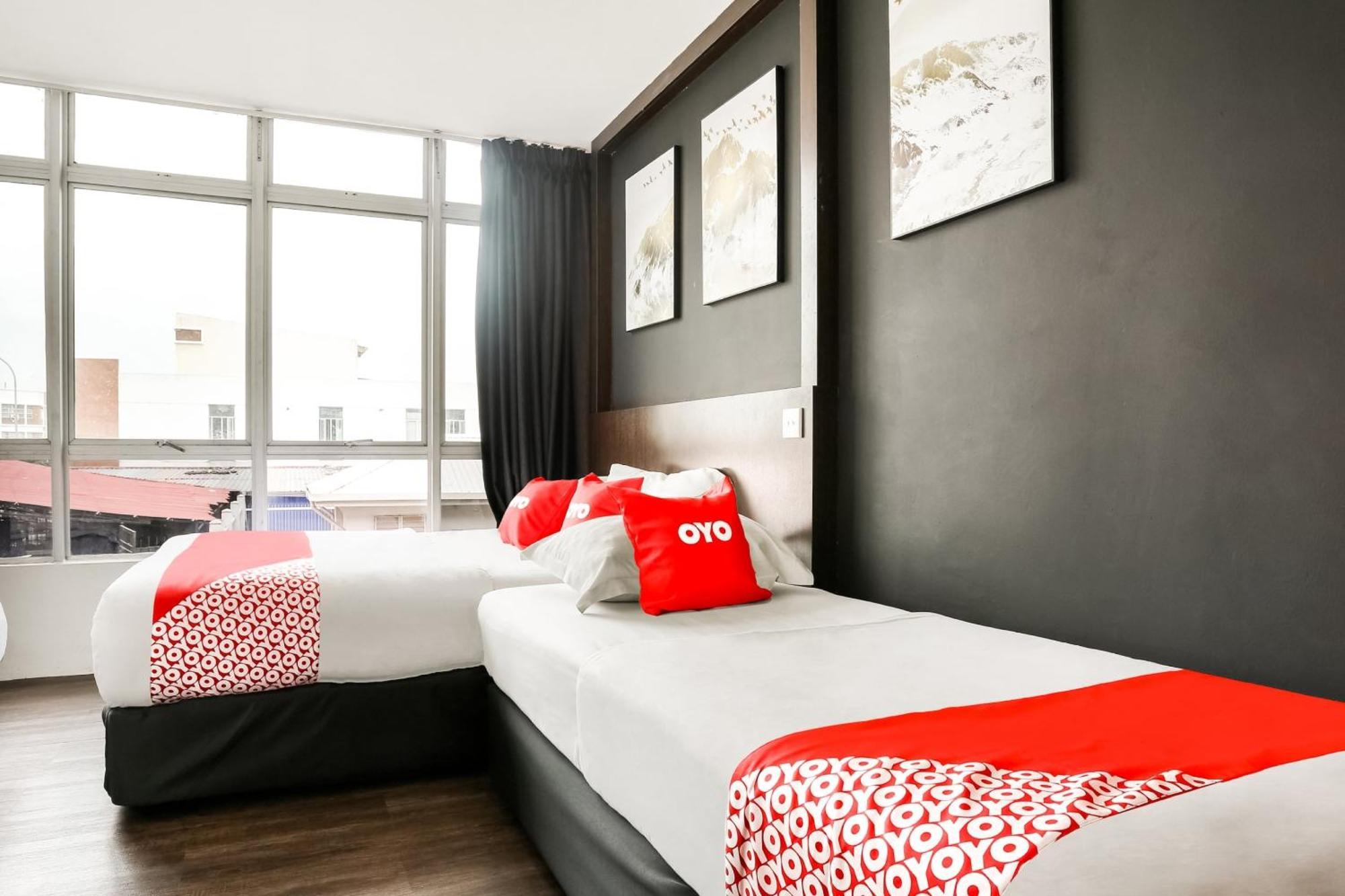 Oyo 90460 Hotel Kl2F Rest & Go Шах Алам Екстериор снимка