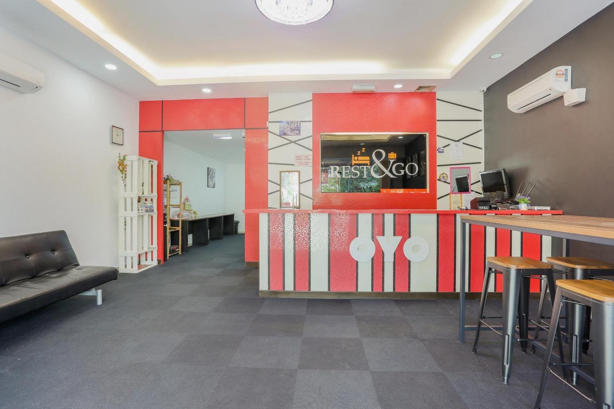 Oyo 90460 Hotel Kl2F Rest & Go Шах Алам Екстериор снимка